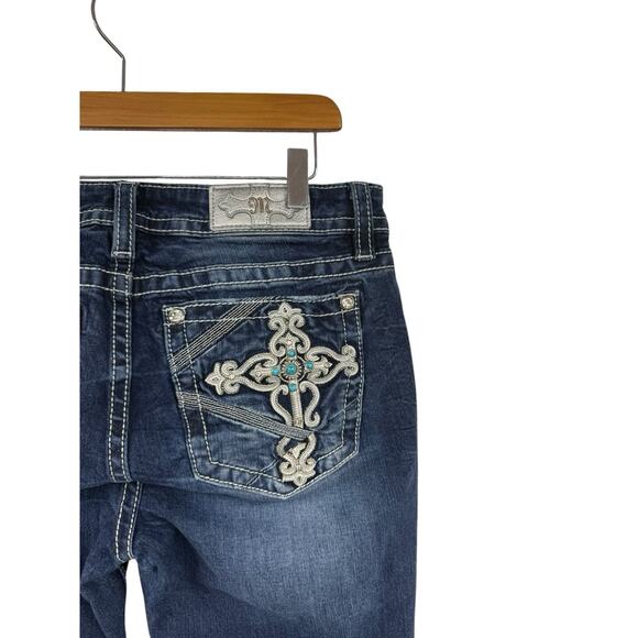 Miss Me Standard Slim Bootcut Jeans Thick Stitch Rhinestone Cross Jeans Women 32 - Picture 1 of 8